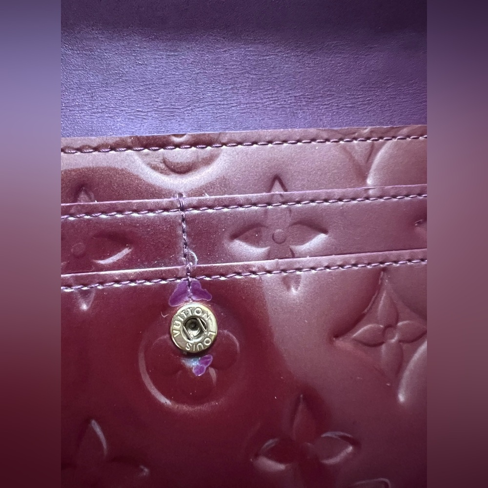 SOLD‼️LV Vernis Sarah Wallet in Amarante Burgundy (Full Set, Preloved) - Picture 10 of 15